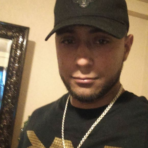 Meet your Posher, Daniel - Picture 1 of 1